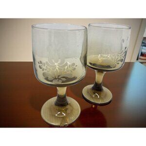 Vintage Set of 2 Platzgraff Village Etched Wine Glasses